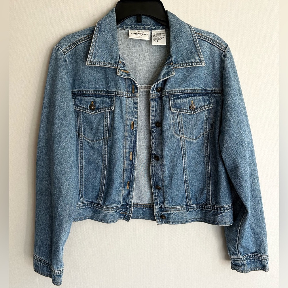 Vintage Y2K Studio Ease Denim Trucker Short Jean Jacket Indie 2000s Layering | 8 - Picture 4 of 15